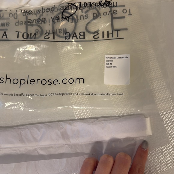 Bridal Robe - Lerose White Getting Ready Robe - Picture 5 of 5